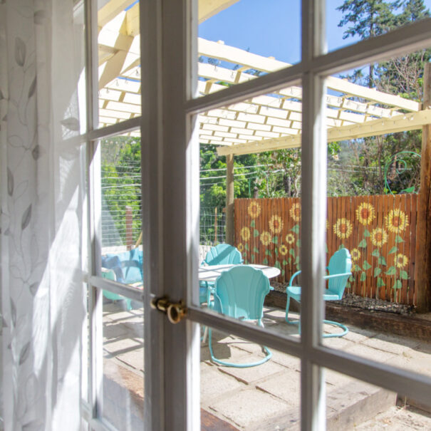 ST-pergola-closed-door